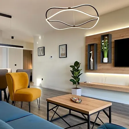 Linda With Panoramic Sea View