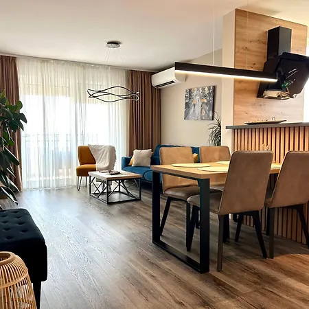 Linda With Panoramic Sea View Apartamento Makarska