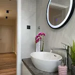 Linda With Panoramic Sea View *