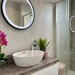 Linda With Panoramic Sea View * 马卡尔斯卡