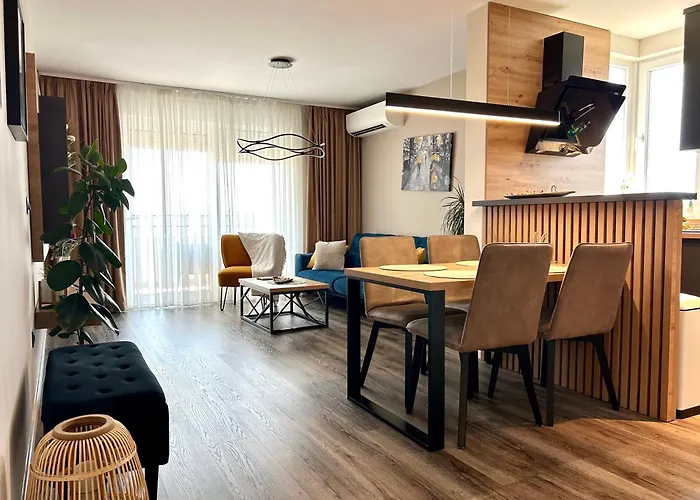 Linda With Panoramic Sea View Apartament Makarska