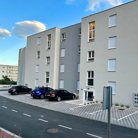 Linda With Panoramic Sea View Apartmán *