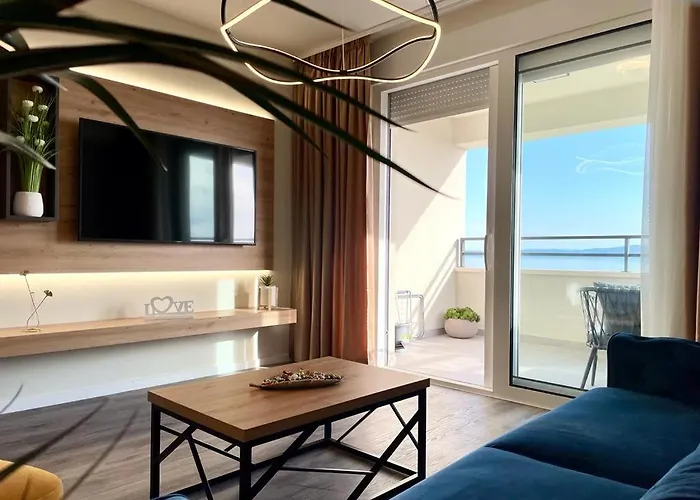 Linda With Panoramic Sea View Makarska